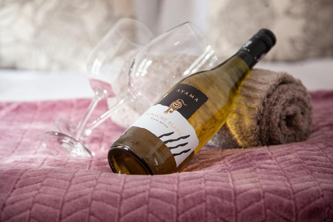 Ayama Wine Farm - Manor House Bed & Breakfast เวลลิงตัน ภายนอก รูปภาพ